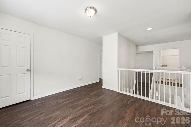 10525 Dominion Village Drive, Charlotte, NC 28269