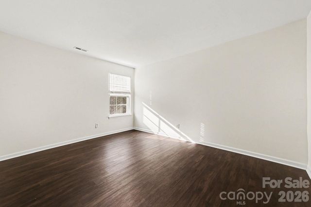 10525 Dominion Village Drive, Charlotte, NC 28269