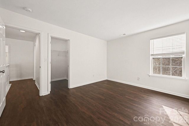 10525 Dominion Village Drive, Charlotte, NC 28269