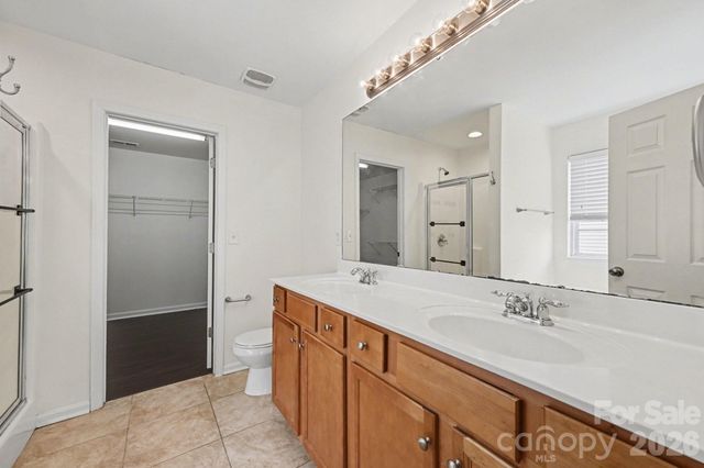 10525 Dominion Village Drive, Charlotte, NC 28269