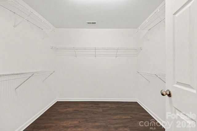 10525 Dominion Village Drive, Charlotte, NC 28269