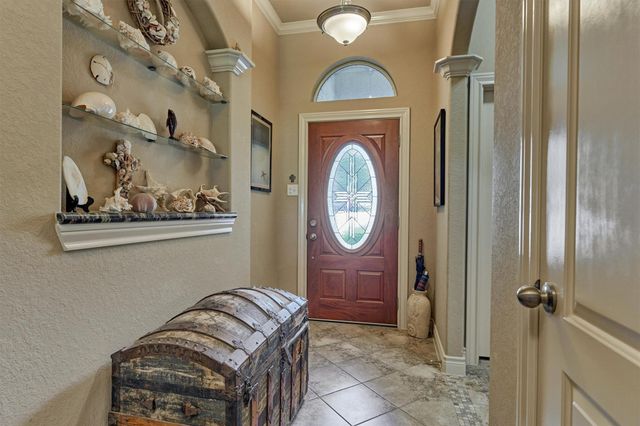 738 Lake View Drive, Montgomery, TX 77356