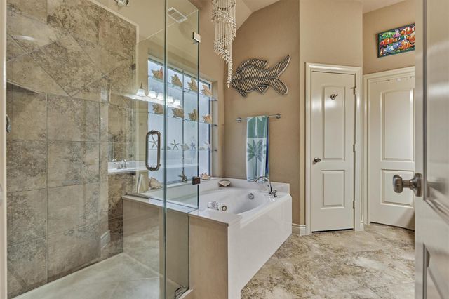 738 Lake View Drive, Montgomery, TX 77356