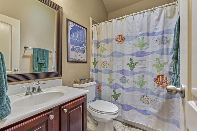 738 Lake View Drive, Montgomery, TX 77356