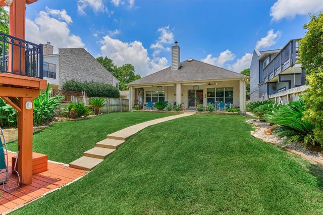 738 Lake View Drive, Montgomery, TX 77356