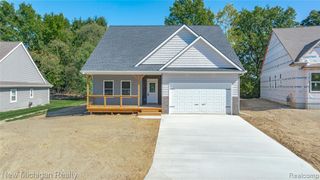 7448 Village Court, Davisburg, MI 48350