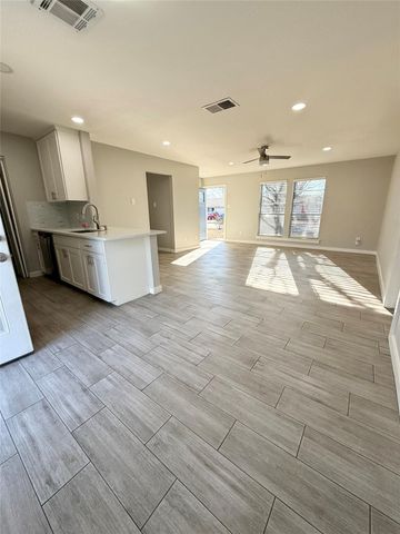 1908 Bradmore DR, Round Rock, TX 78664