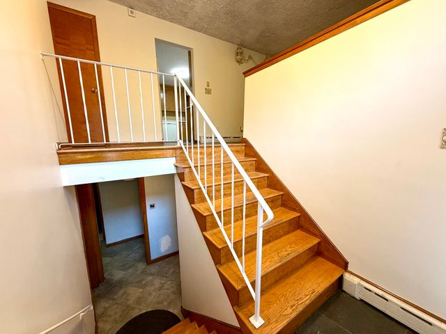 153 Hawthorne Rd 153, Waltham, MA 02451