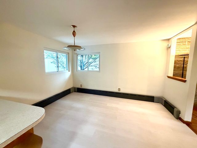 153 Hawthorne Rd 153, Waltham, MA 02451