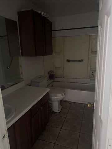 2308 Russell Street, Houston, TX 77026
