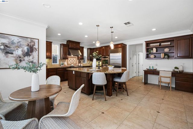 826 Thayer Ct, San Ramon, CA 94582