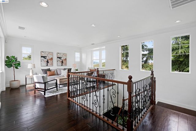 826 Thayer Ct, San Ramon, CA 94582