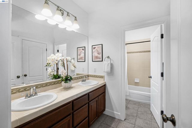 826 Thayer Ct, San Ramon, CA 94582