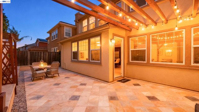 826 Thayer Ct, San Ramon, CA 94582