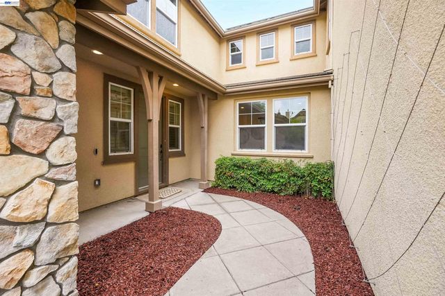826 Thayer Ct, San Ramon, CA 94582