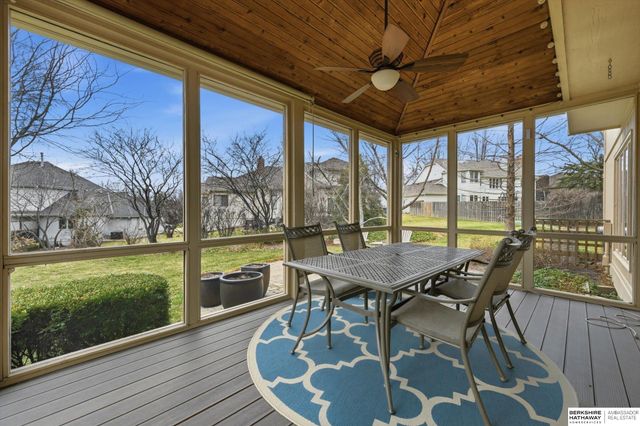 16566 Valley Avenue, Omaha, NE 68130