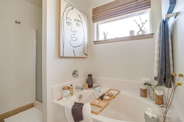 6104 Kentucky Street, Joshua, TX 76058