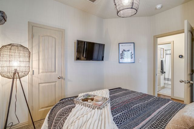 6104 Kentucky Street, Joshua, TX 76058