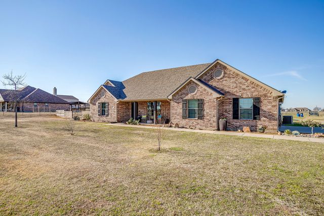 6104 Kentucky Street, Joshua, TX 76058