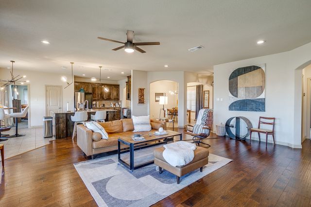 6104 Kentucky Street, Joshua, TX 76058