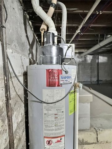 75 Delamaine Drive, Rochester, NY 14621