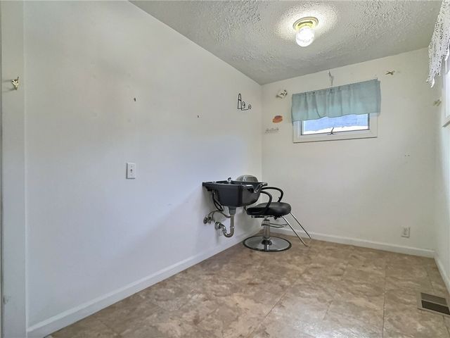 75 Delamaine Drive, Rochester, NY 14621