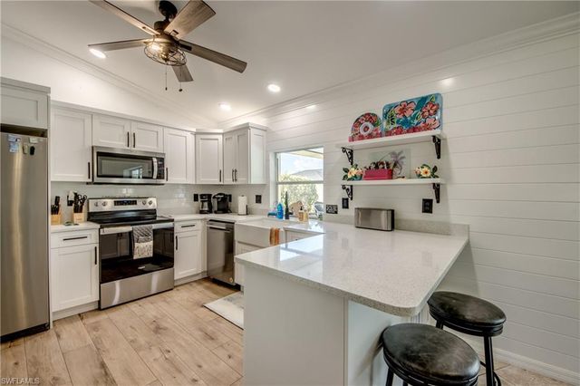 1728 SW 15th ST, Cape Coral, FL 33991