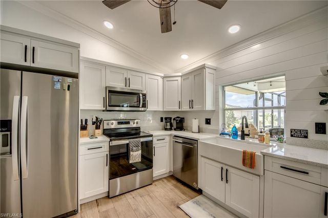 1728 SW 15th ST, Cape Coral, FL 33991