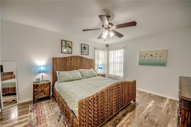1728 SW 15th ST, Cape Coral, FL 33991