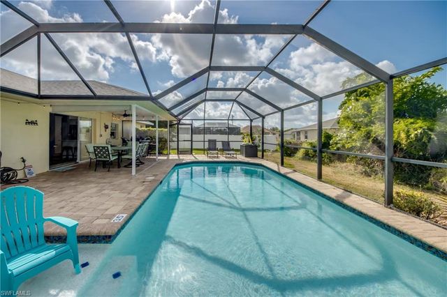 1728 SW 15th ST, Cape Coral, FL 33991