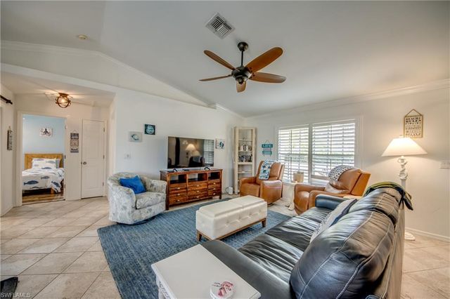 1728 SW 15th ST, Cape Coral, FL 33991