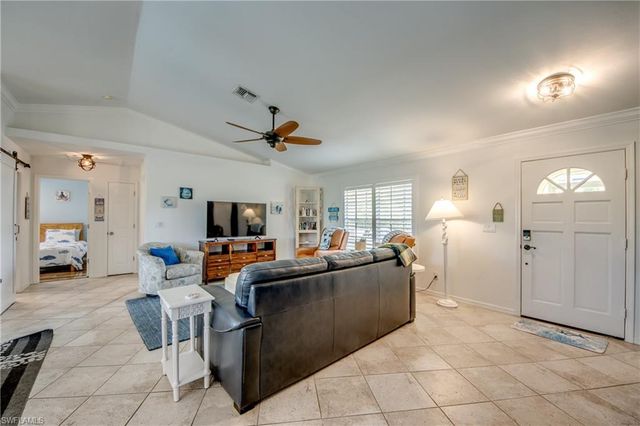 1728 SW 15th ST, Cape Coral, FL 33991