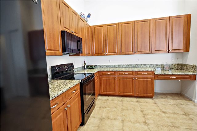 2770 Grand Isle Way SW, Vero Beach, FL 32968