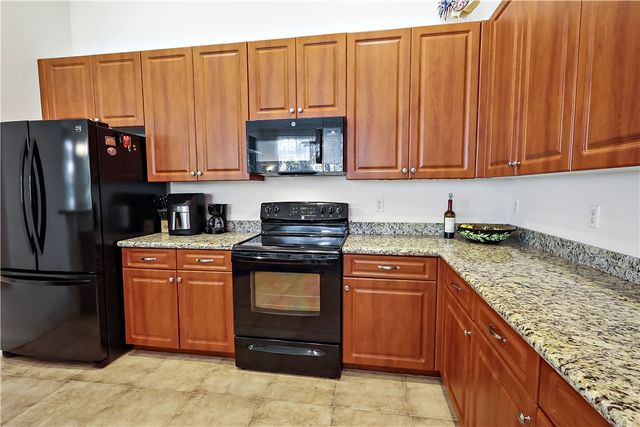 2770 Grand Isle Way SW, Vero Beach, FL 32968