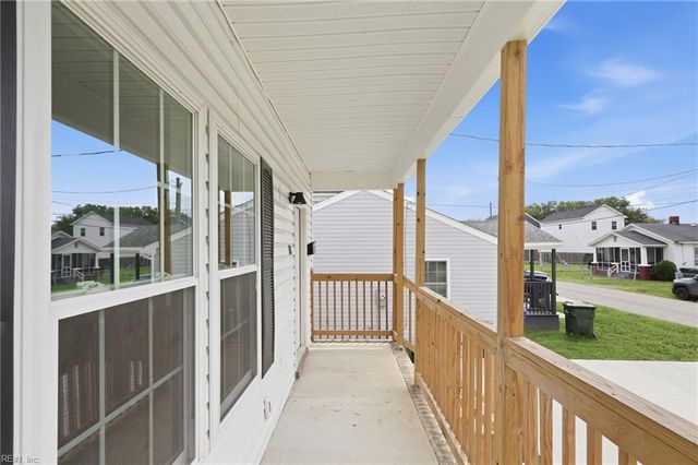 308 N Lloyd ST, Suffolk, VA 23434