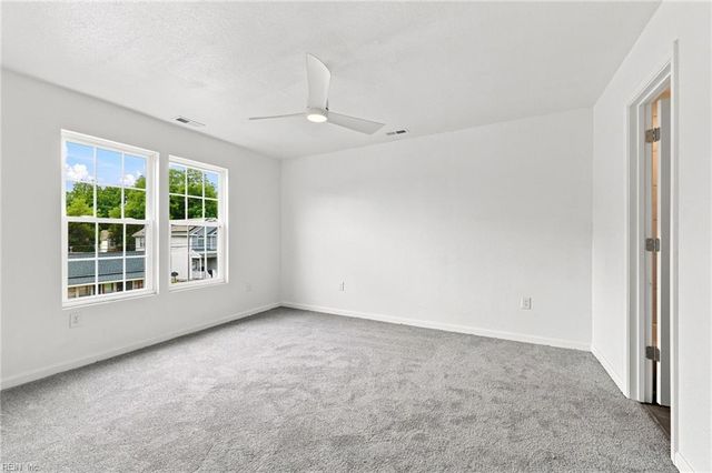 308 N Lloyd ST, Suffolk, VA 23434