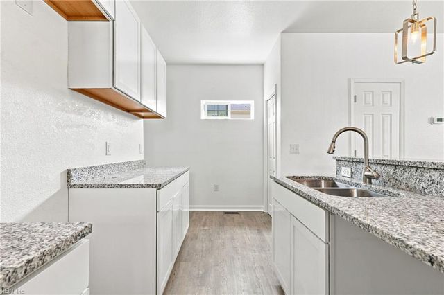 308 N Lloyd ST, Suffolk, VA 23434