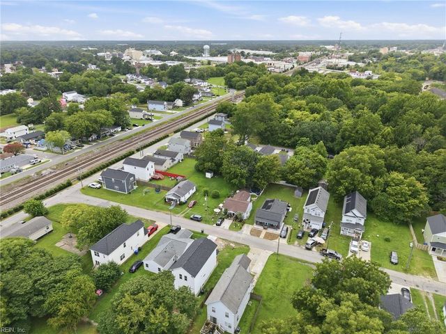 308 N Lloyd ST, Suffolk, VA 23434