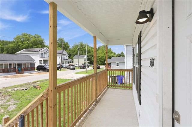 308 N Lloyd ST, Suffolk, VA 23434