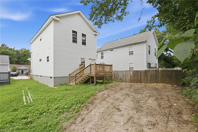 308 N Lloyd ST, Suffolk, VA 23434