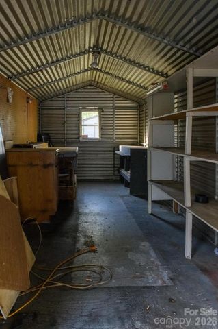 713 Prospect Street NW, Lenoir, NC 28645
