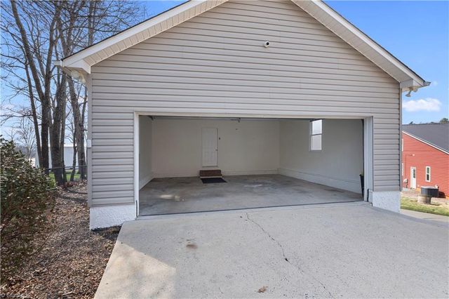 1016 Ervin Drive, Lexington, NC 27292