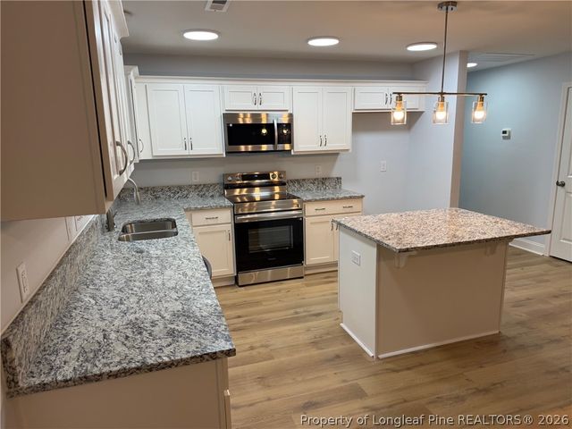 6108 Muscat Road, Hope Mills, NC 28348