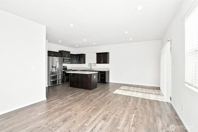 18740 110th Avenue E, Puyallup, WA 98374