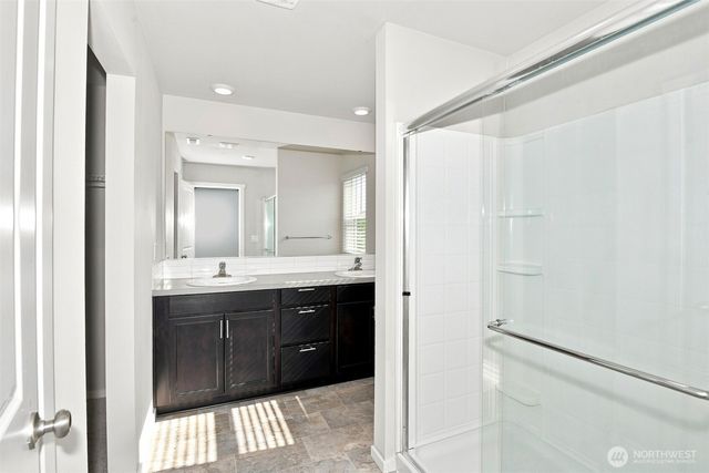 18740 110th Avenue E, Puyallup, WA 98374