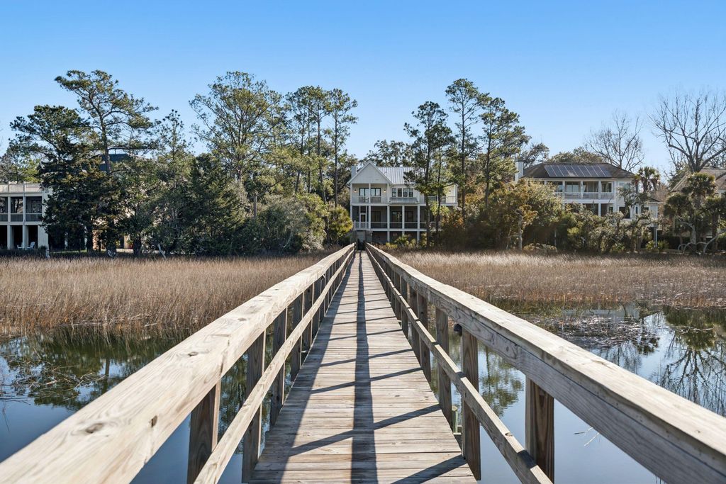 Image 103 of property listing at 3480 Henrietta Hartford Road, Mount Pleasant, SC 29466