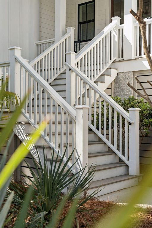 Image 17 of property listing at 3480 Henrietta Hartford Road, Mount Pleasant, SC 29466