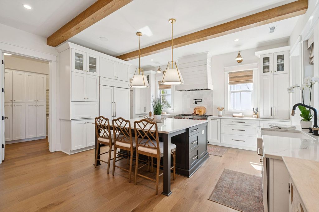 Image 37 of property listing at 3480 Henrietta Hartford Road, Mount Pleasant, SC 29466