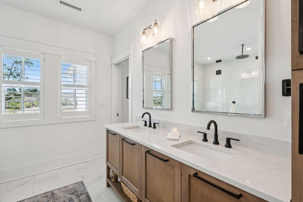 Image 67 of property listing at 3480 Henrietta Hartford Road, Mount Pleasant, SC 29466