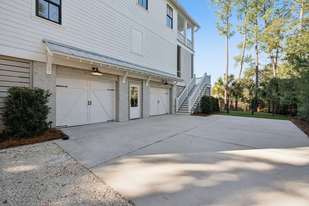 Image 90 of property listing at 3480 Henrietta Hartford Road, Mount Pleasant, SC 29466